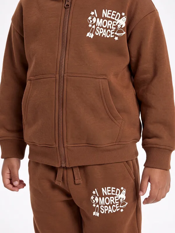 Kids_Boys_Clothing_Set_Brown