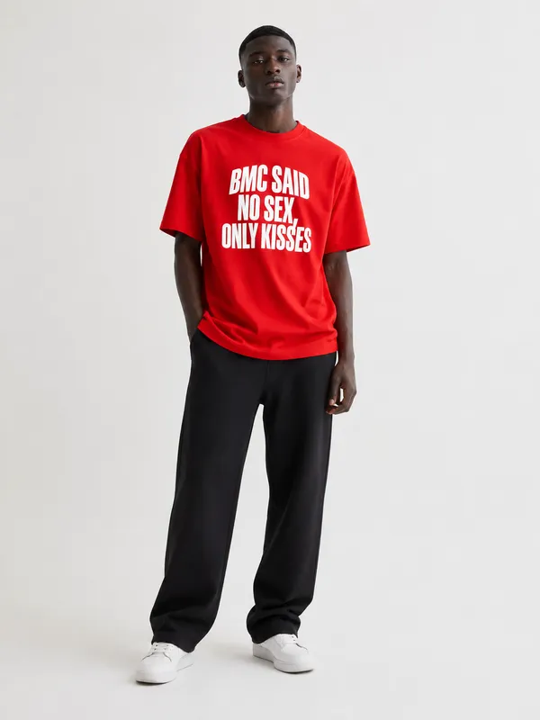 Red_Kiss_Statement_Tee