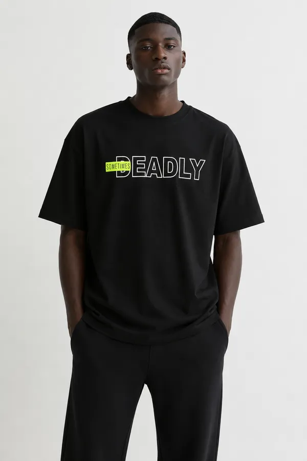 Midnight_Deadly_Graphic_Tee_Black