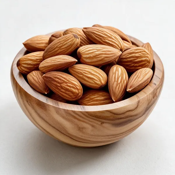 Aromika_California_Almonds_Medium