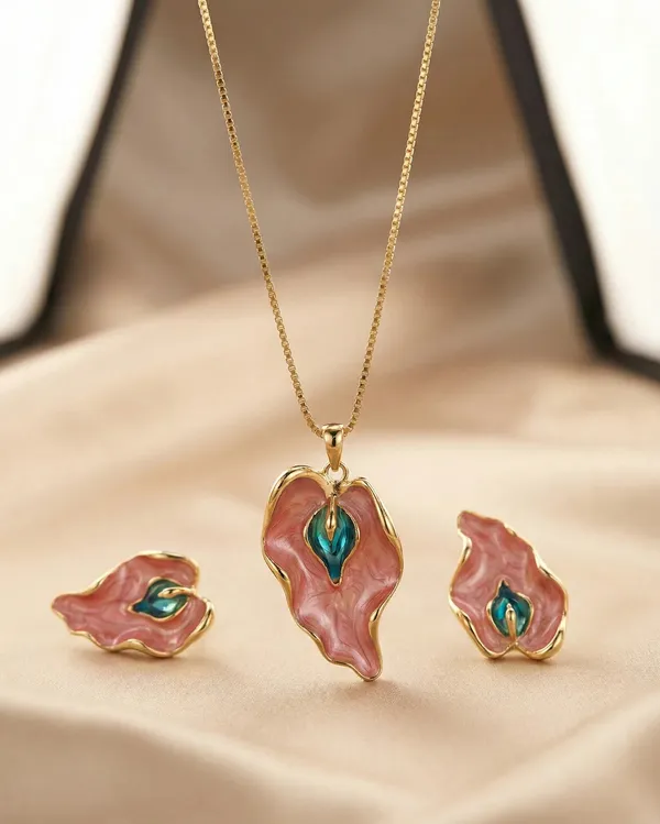 Pink_Enamel_Leaf_Pendant_Set_Gold_Tone_Finish