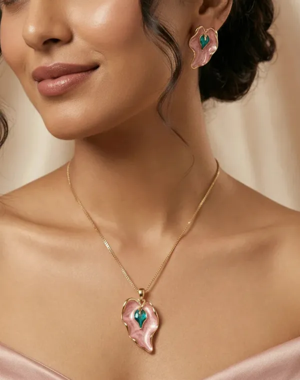 Pink_Enamel_Leaf_Pendant_Set_Gold_Tone_Finish