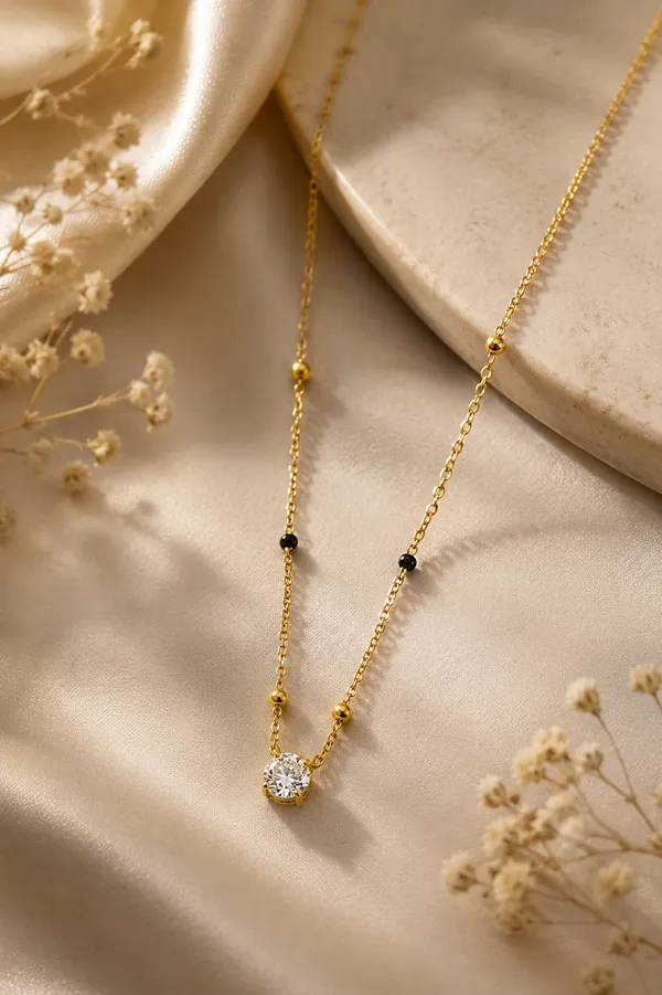 Celeste_Solitaire_Charm_Necklace_Gold