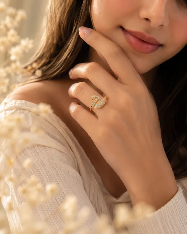Crystal_Swan_Ring_Gold
