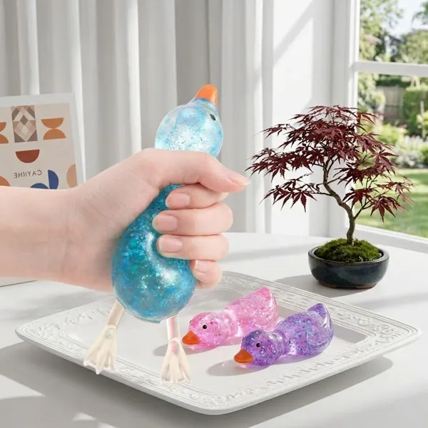 1PCS_Glitter_Duck_Squishy_Toy,_Cute_Duck_Stress_Relief_Ball