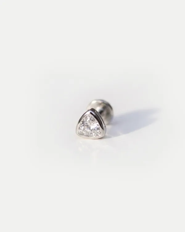 Trillion_Moissanite_Diamond_Ear_Studs_Silver