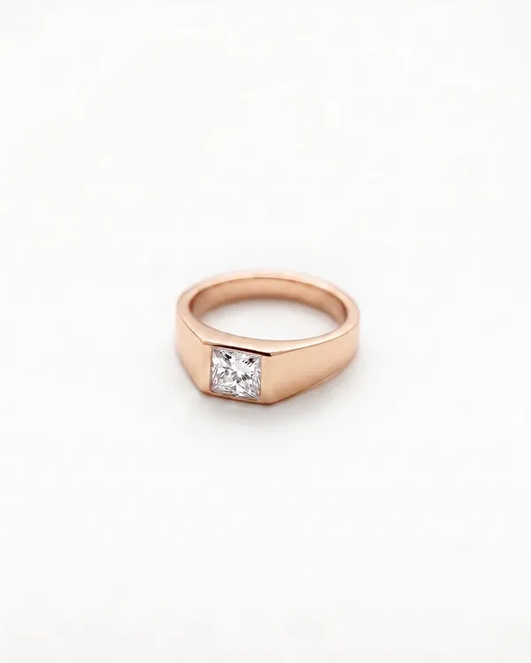 Bezel_Set_Princess_Cut_Moissanite_Diamond_Ring_Rose_Gold