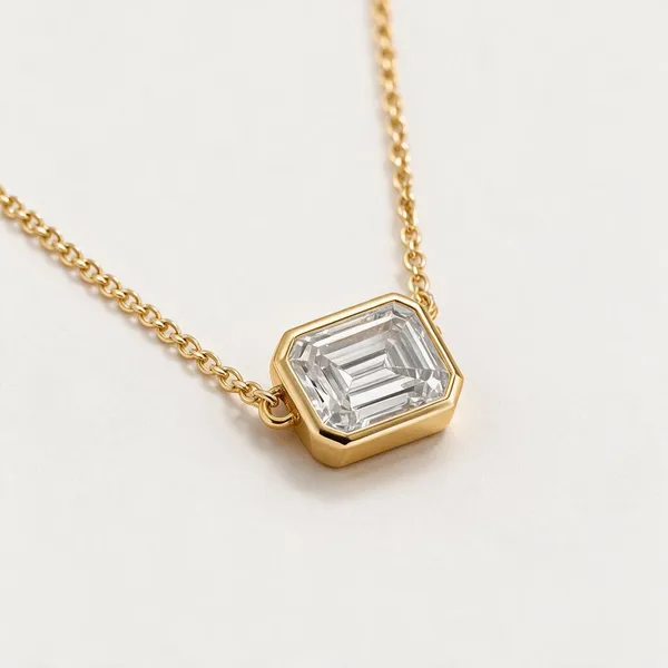 Emerge_Link_Pendant_Gold