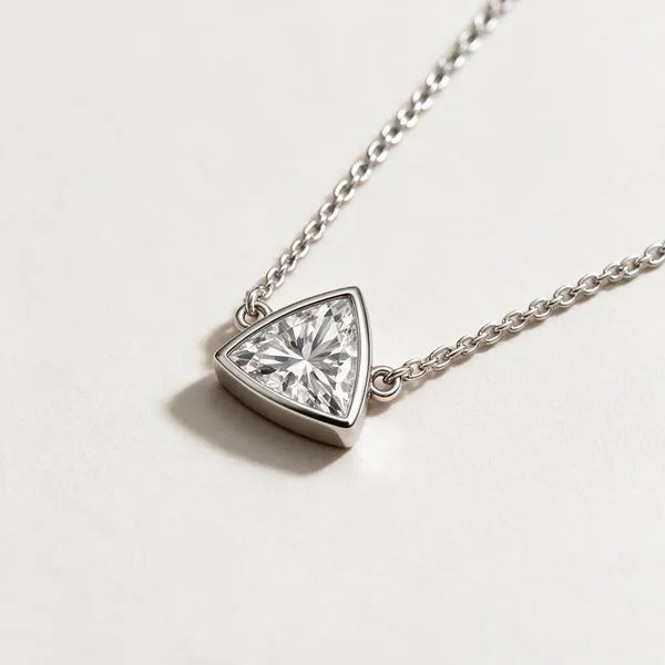 Trion_Pendant_Silver