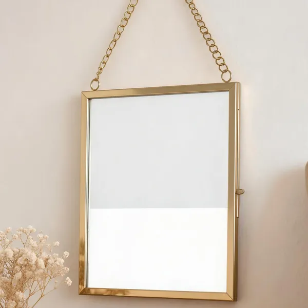 Metal_Glass_Vintage_Wall_Mounted_Photo_Frame_Gold