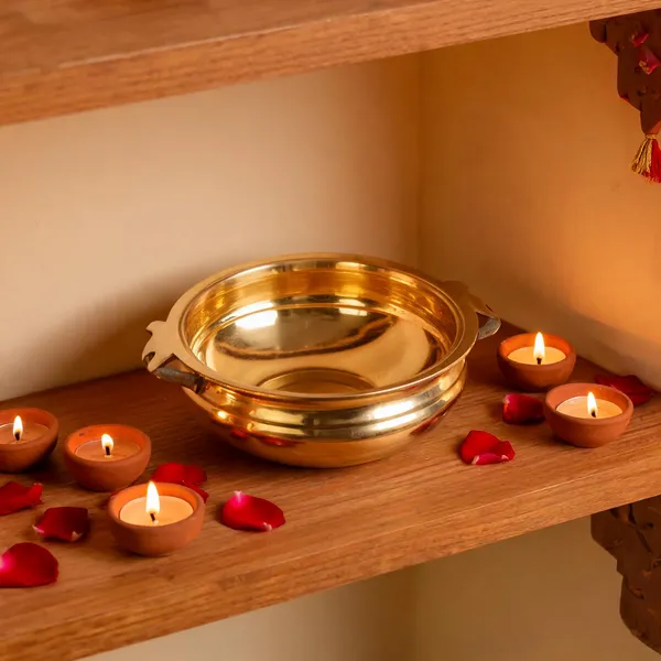Brass_Traditional_Handcrafted_Urli_Floating_Bowl_6_Inch