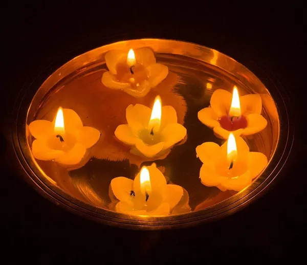 Anbw_Handicraft_Brass_Decorative_Urli_For_Flowers_And_Candles_Traditional_Floating_Pot_Handicraft_Home_Decor_Center_Showpiece_For_Diwali_House_Warming_12_Inch_Diameter