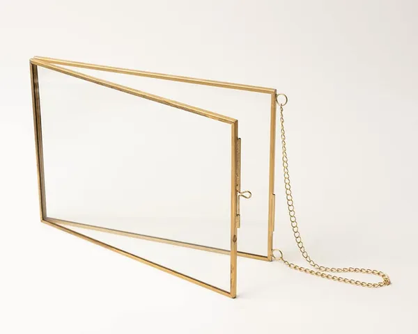 Anbw_Handicraft_Steel_And_Glass_Wall_Mounted_Oblong_Photo_Frame_With_2_Sides_Glass_Golden_4x6_Inch