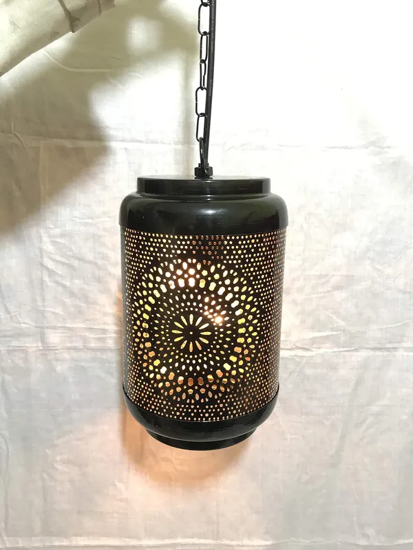 Anbw_Handicraft_Metal_Flower_Design_Lantern_With_Electric_Fitting_Color_Black