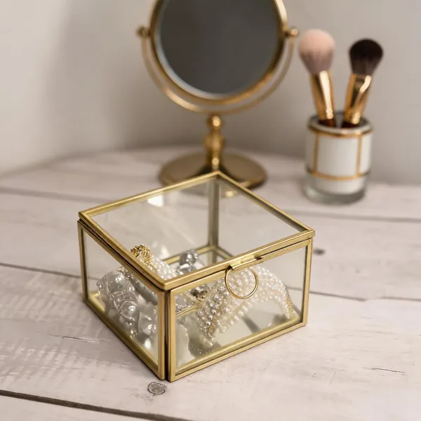 Glass_Vintage_Square_Keepsake_Jewelry_Organizer_Box_Gold