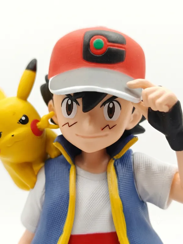 Ash_And_Pikachu_Character_Display_Figurine