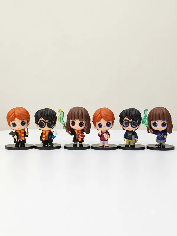 Wizard-Themed_Chibi_Character_Figurine_Set