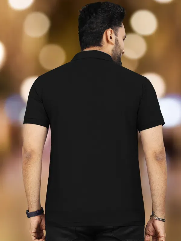 Black_Polycotton_Solid_Regular_Fit_Polo_T-Shirt_For_Men