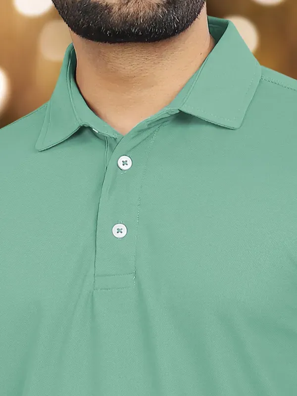 Green_Polycotton_Solid_Regular_Fit_Polo_T-Shirt_For_Men