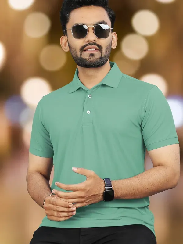 Green_Polycotton_Solid_Regular_Fit_Polo_T-Shirt_For_Men