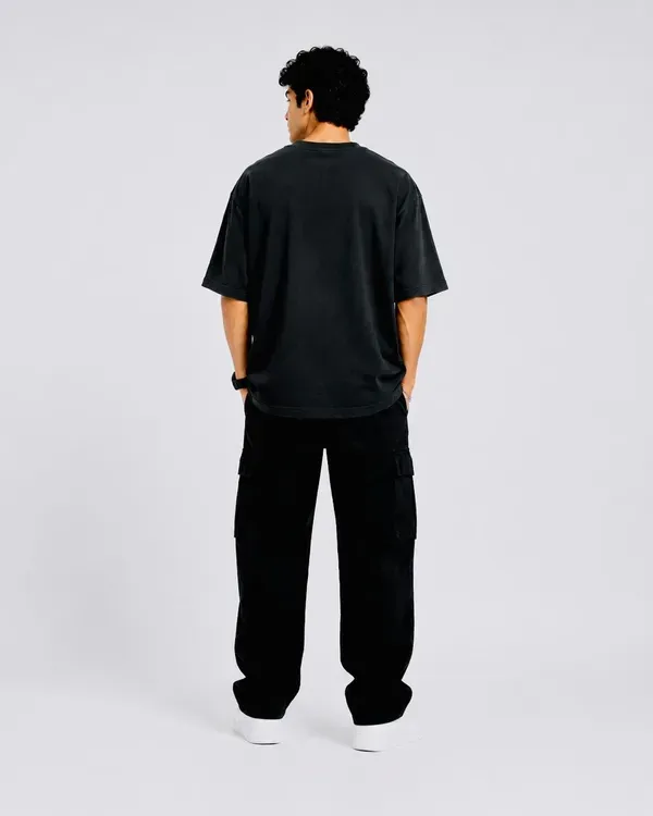 Black_Cotton_Solid_Oversized_Round_Neck_T-Shirt_For_Men