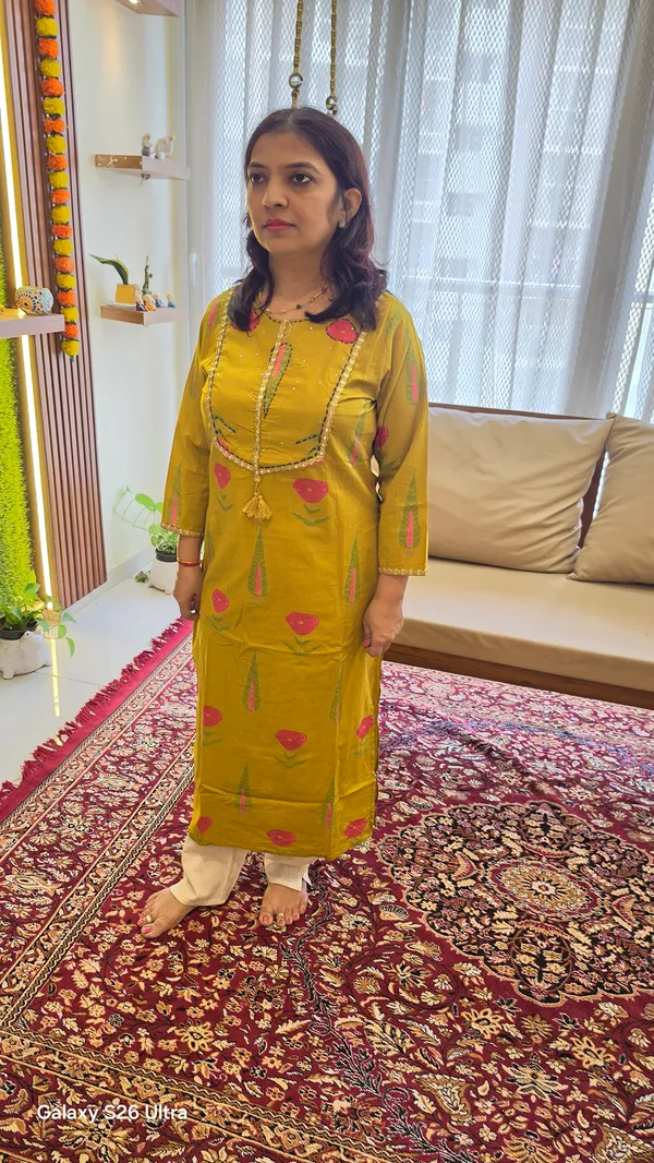 Kurti_13_Two_Piece_yellow