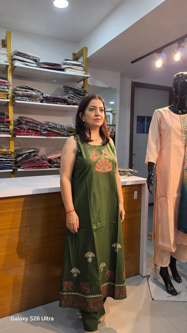 Kurti_10_Two_Piece_green