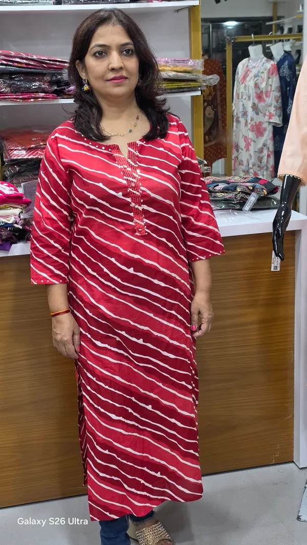 Kurti_15_Kurti_red