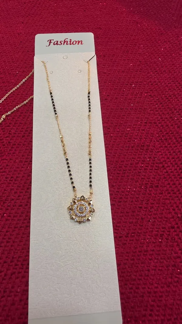 Mangal_sutra_Jewellery_gold_black
