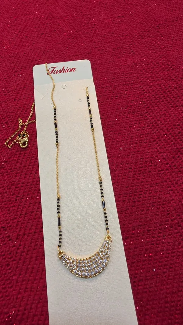 Mangal_Sutra_Jewellery_gold_black