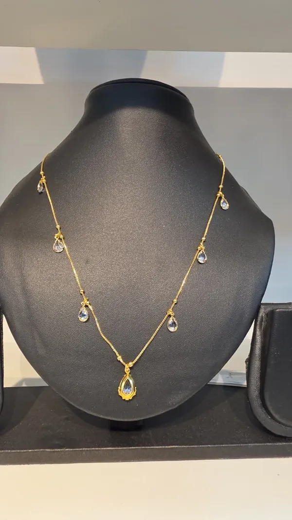 Neckless_Jewellery_gold