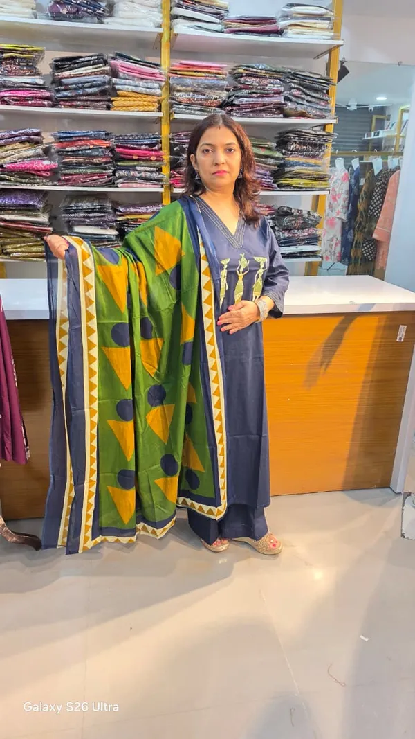 shurti_30_Kurti_Pant_Sets_multicolor