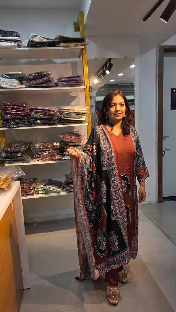 Kurti_31_Kurti_Pant_Sets_multicolor
