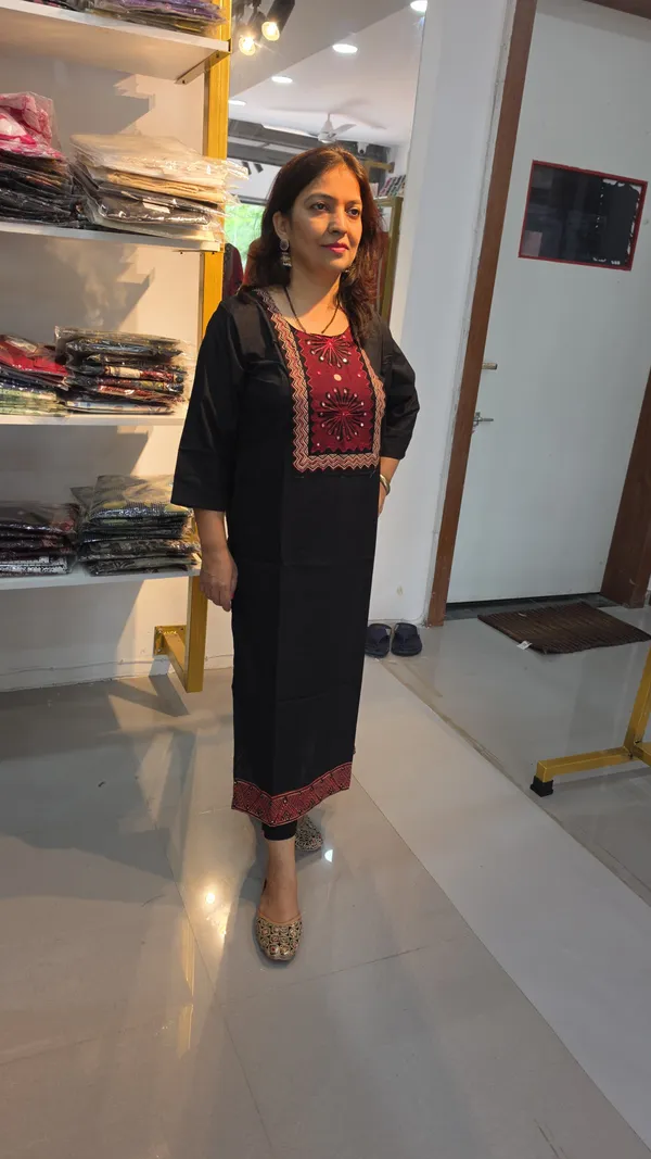 Top_4_Kurti_multicolor