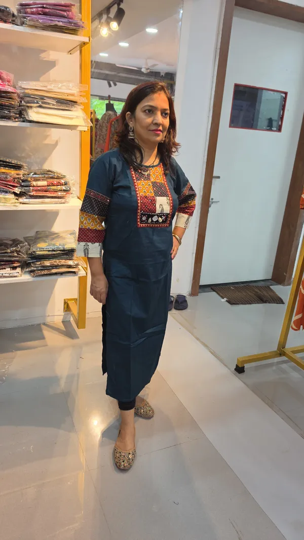 Top_1_Kurti_multicolor