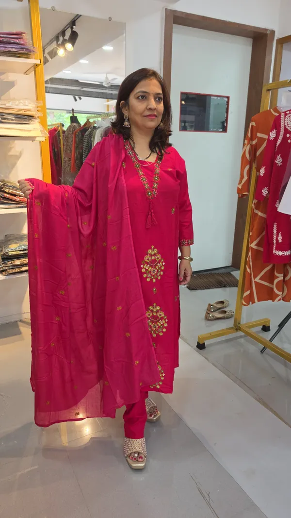 R_1600_Kurti_Pant_Sets_multicolor