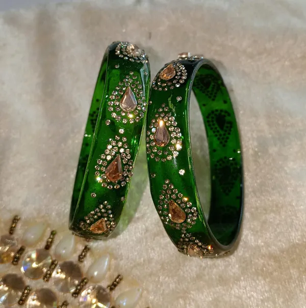 Bangles_Jewellery_green