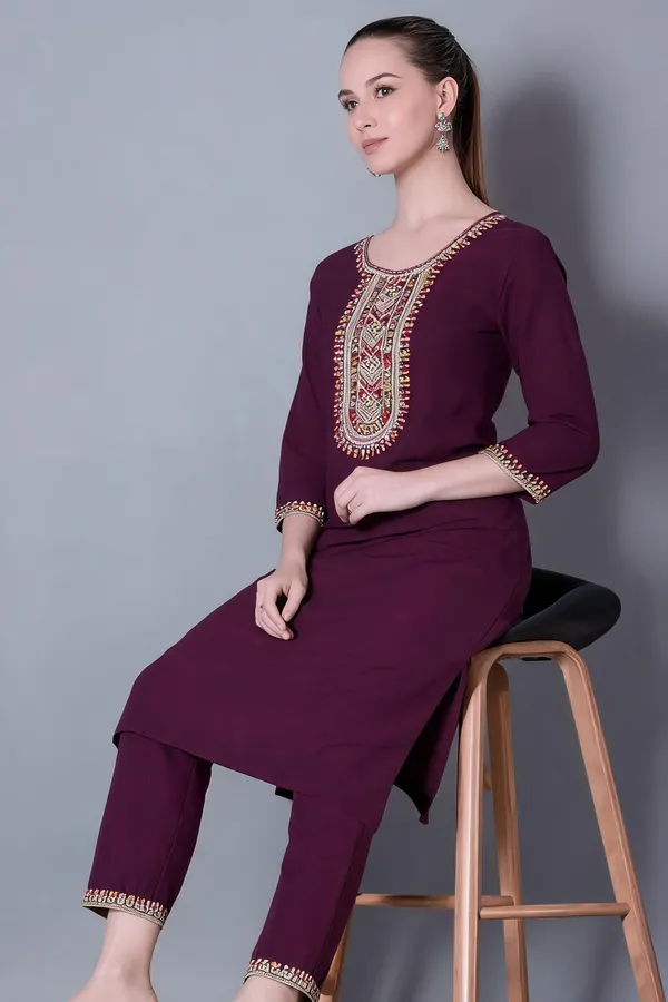 Maroon_Cotton_Straight_Embroidered_Kurta_Set_For_Women