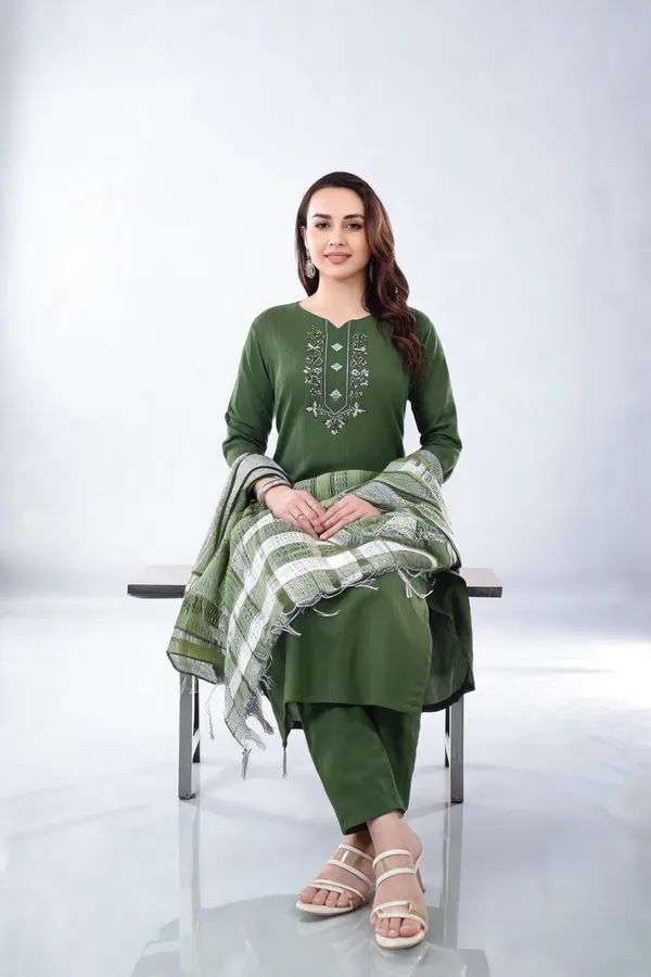 Green_Cotton_Straight_Embroidered_Kurta_Set_For_Women