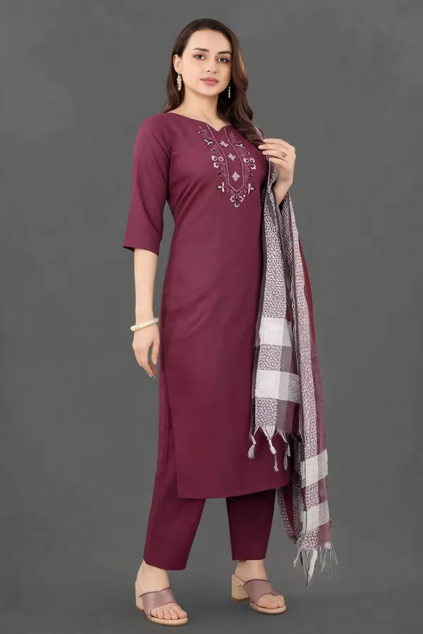 Maroon_Cotton_Straight_Embroidered_Kurta_Set_For_Women