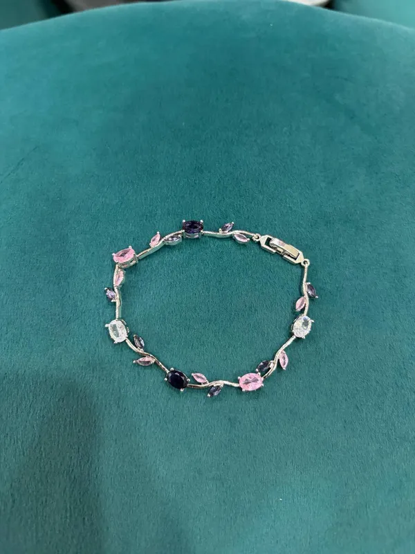 Pink_And_Silver_Stainless_Steel_Leaf_Charm_Chain_Bracelet_For_Women