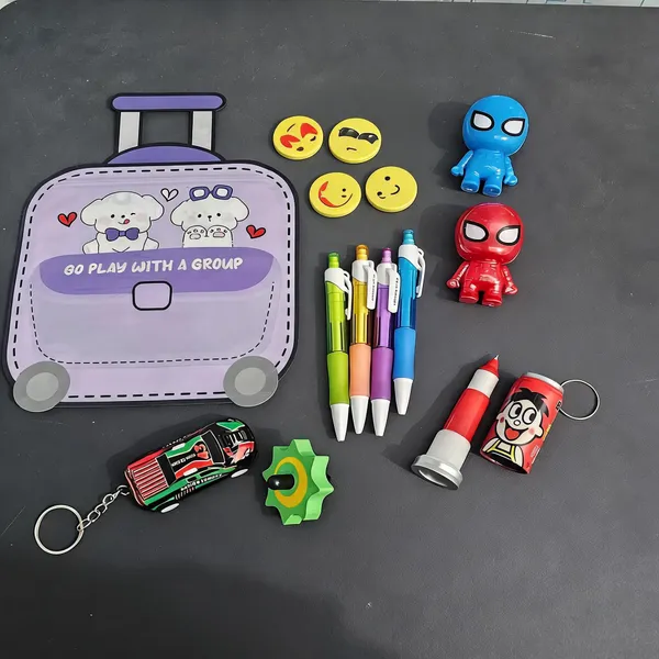 Kids_Group_Play_Stationery_And_Toy_Set