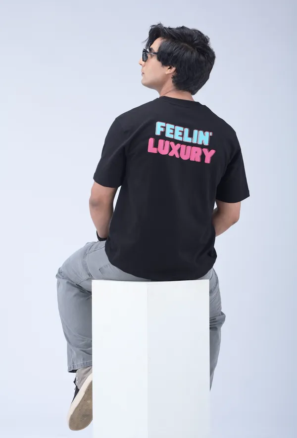 Blackout_Oversized_Graphic_T_Shirt