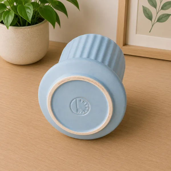 Ceramic_Ribbed_Plant_Pot_With_Saucer