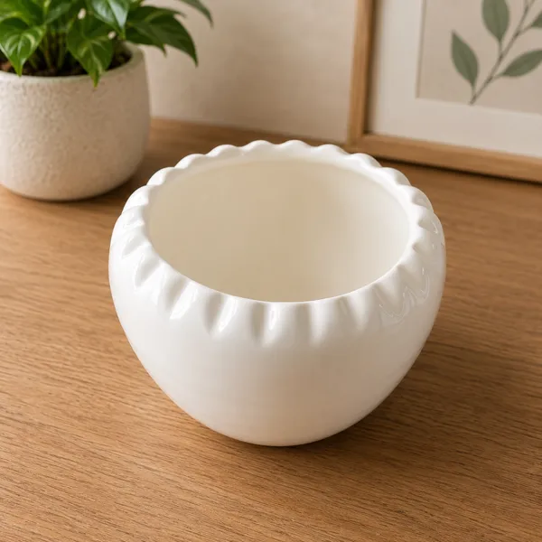 Ceramic_Decorative_Scalloped_Planter_Pot