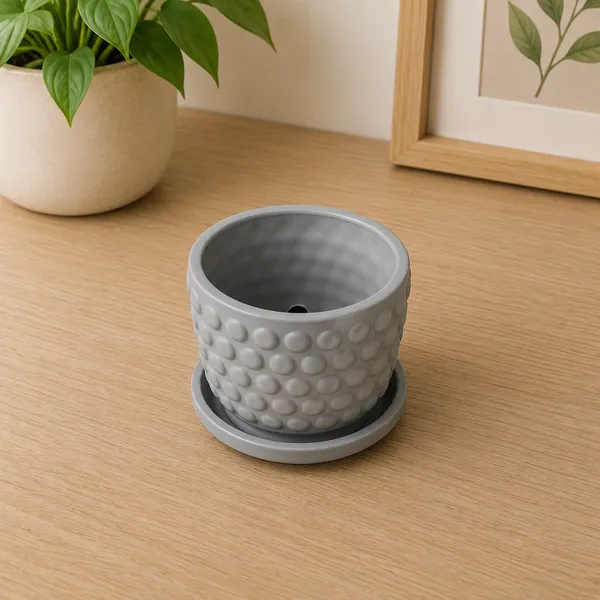 Ceramic_Textured_Round_Plant_Pot_With_Saucer