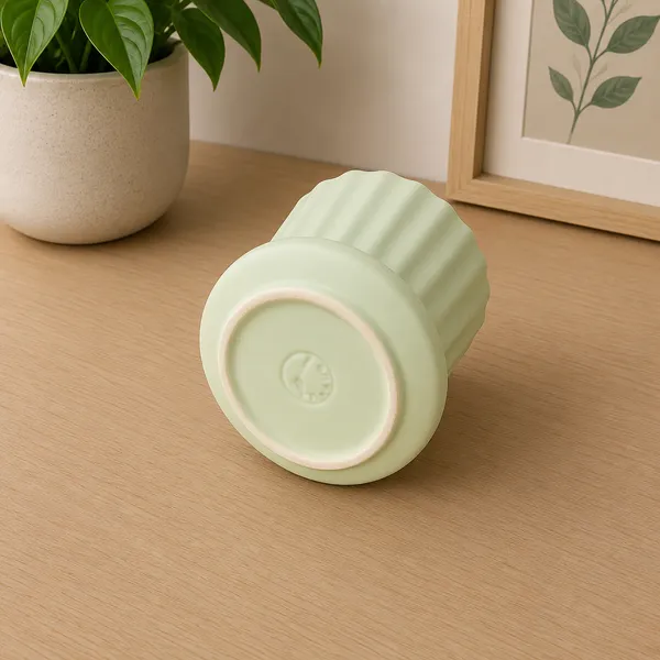Ceramic_Ribbed_Planter_Pot_With_Saucer