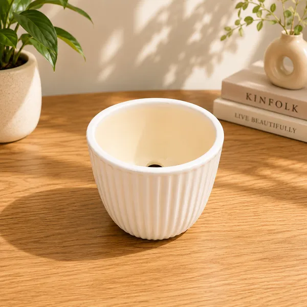 Ceramic_Ribbed_White_Plant_Pot