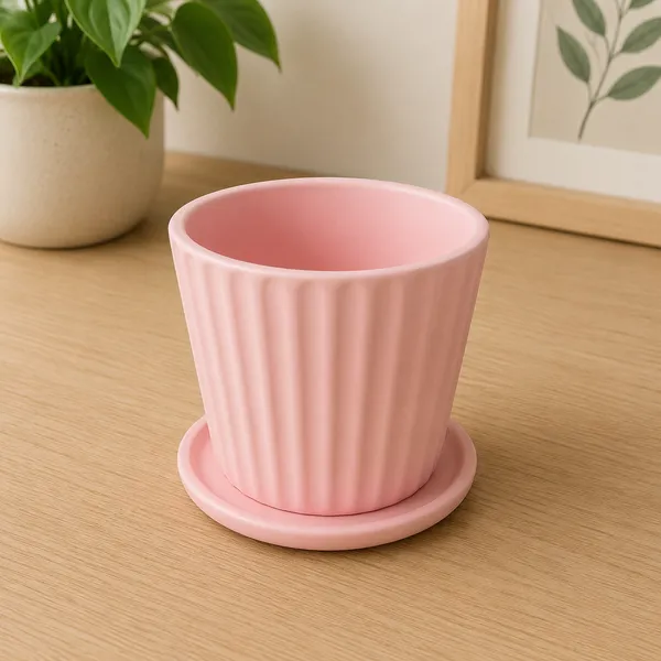 Ceramic_Ribbed_Plant_Pot_With_Saucer