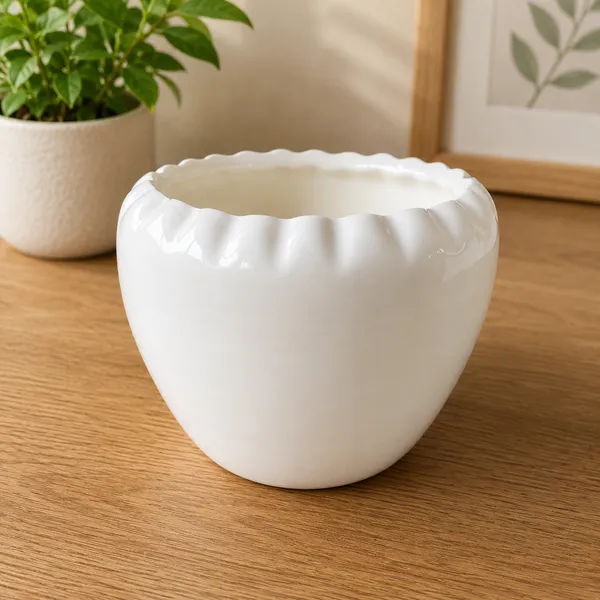 Ceramic_Decorative_Scalloped_Planter_Pot